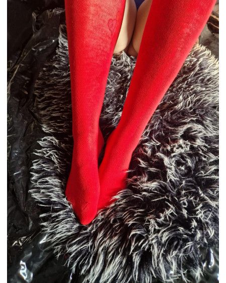 🎄 Rote Weihnachts-Overknees mit Schleife – festlich & verführerisch