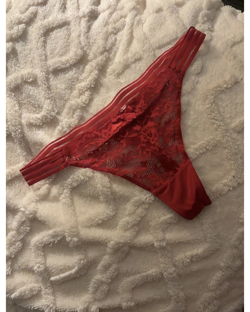 Getragener Slip – diskret & natürlich