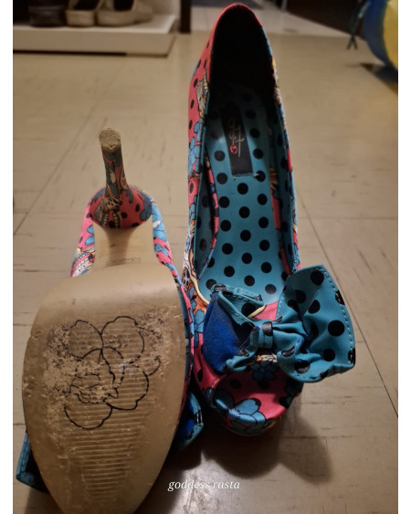 Shoe.Outlet - sporty sexy & fuckn tasty