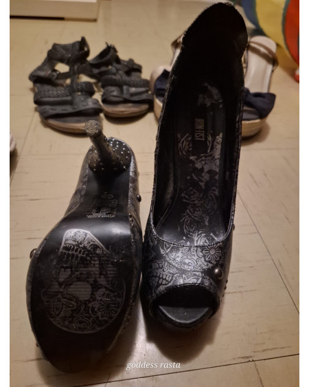 Shoe.Outlet - sporty sexy & fuckn tasty