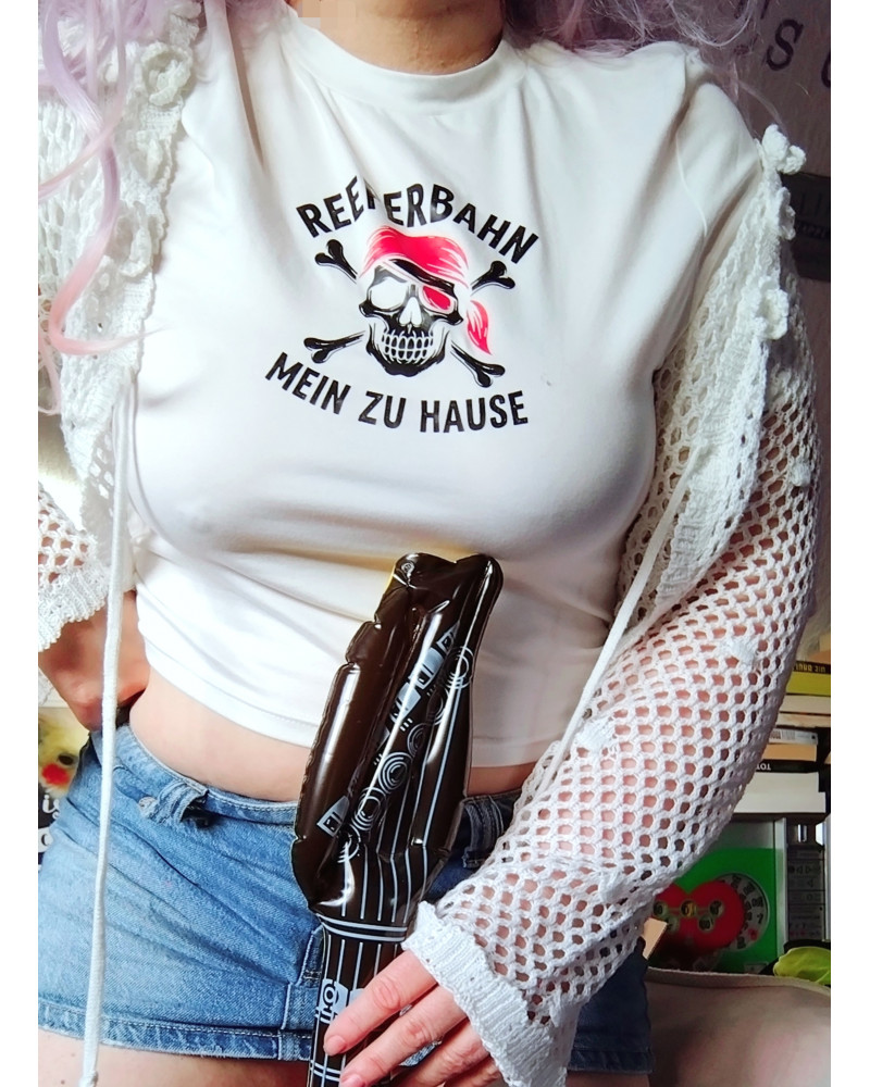 3 Oberteile, je 2 Tage getragen 