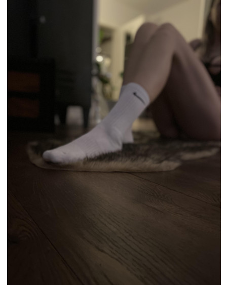 Weiße Tennissocken- ich trage sie extra für dich