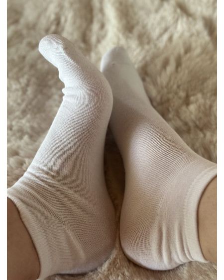 Sneaker mit Creme 
