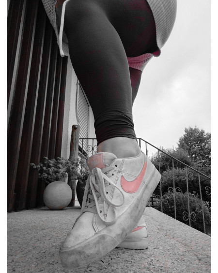 Olle Nikes mit 10 Fotos