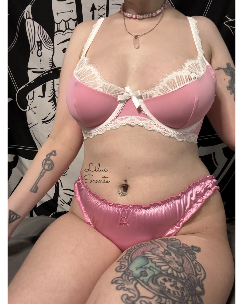 Niedlicher pinker Tanga