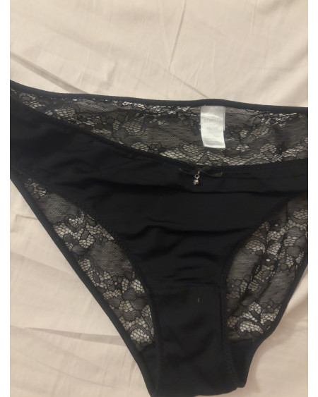 Sexy schwarze Spitzenslip