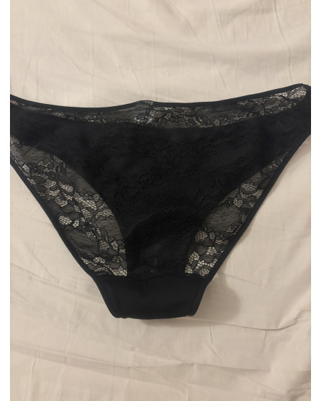 Sexy schwarze Spitzenslip