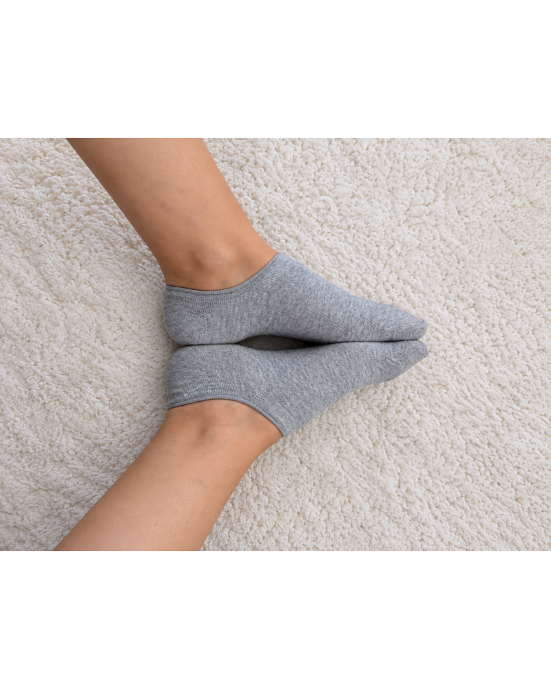 Graue Sneakersocken – 24h für dich getragen
