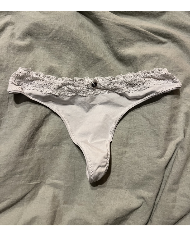 My Girlfriend’s Favorite Little Secret 💋