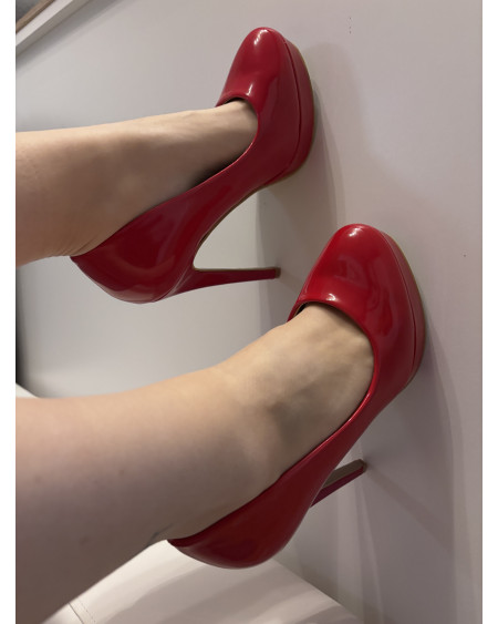Rote Pumps 
