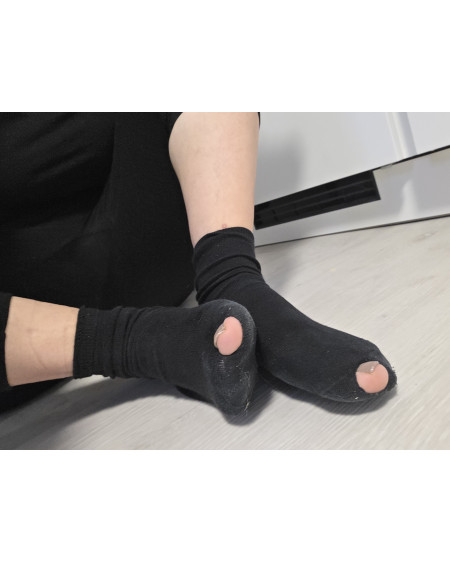 Meine ewig getragen Socken mit Löchern mindestens 14 Tage getragen 