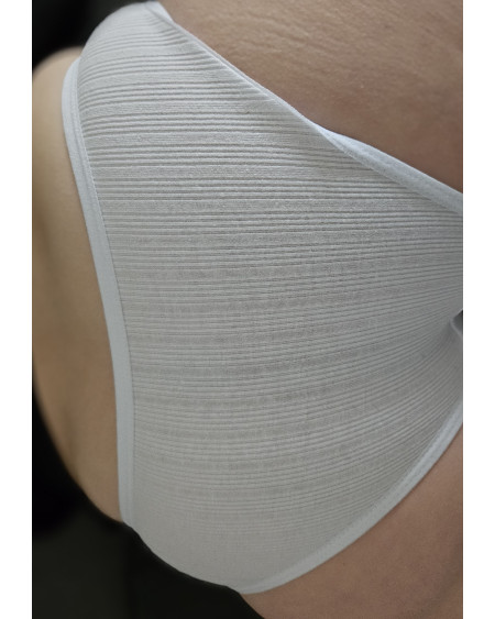 Getragener Slip Weiß