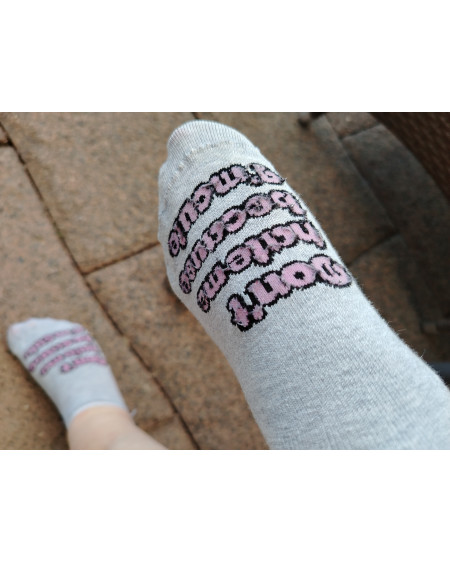 Alte Socken mit Anweisungen 