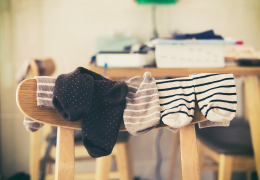 Vendez vos chaussettes portées en France : Transformez vos articles du quotidien en revenus
